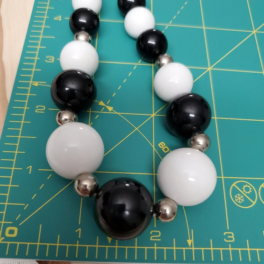Vintage Black And White Bead Necklace